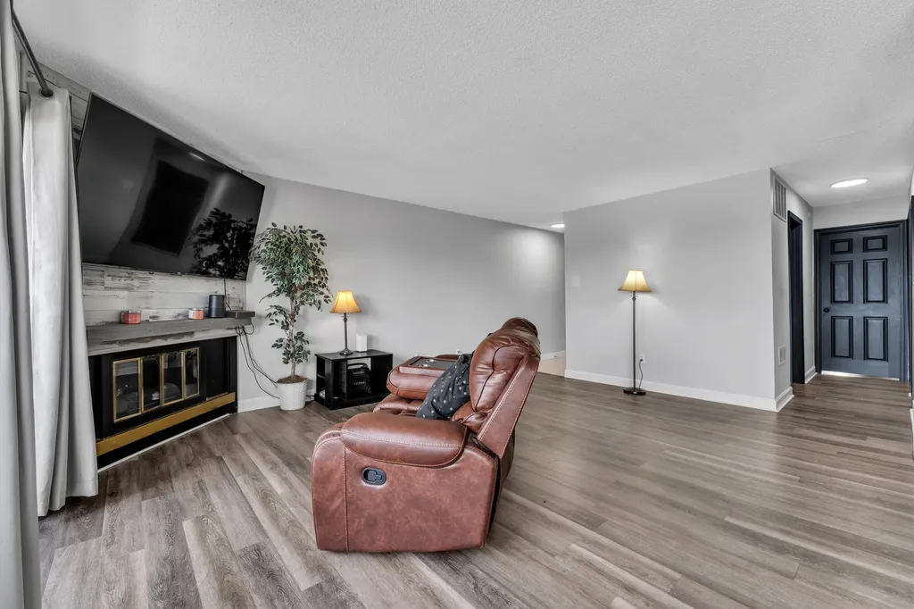 1730 Grove Road Ypsilanti Charter Township MI 48198