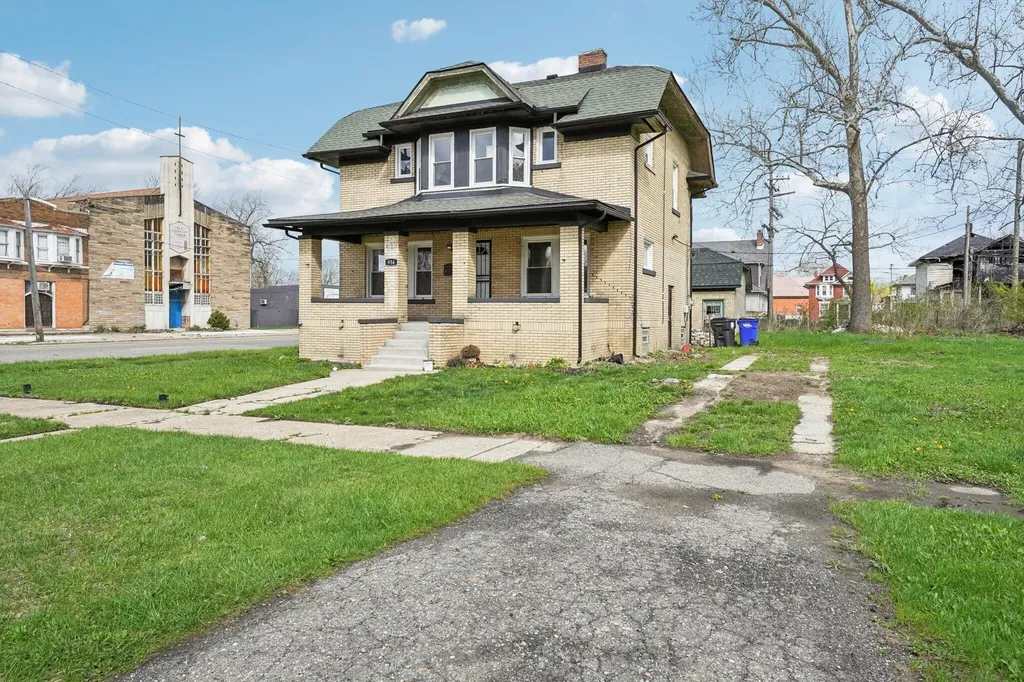956 Glynn Court Detroit City MI 48202