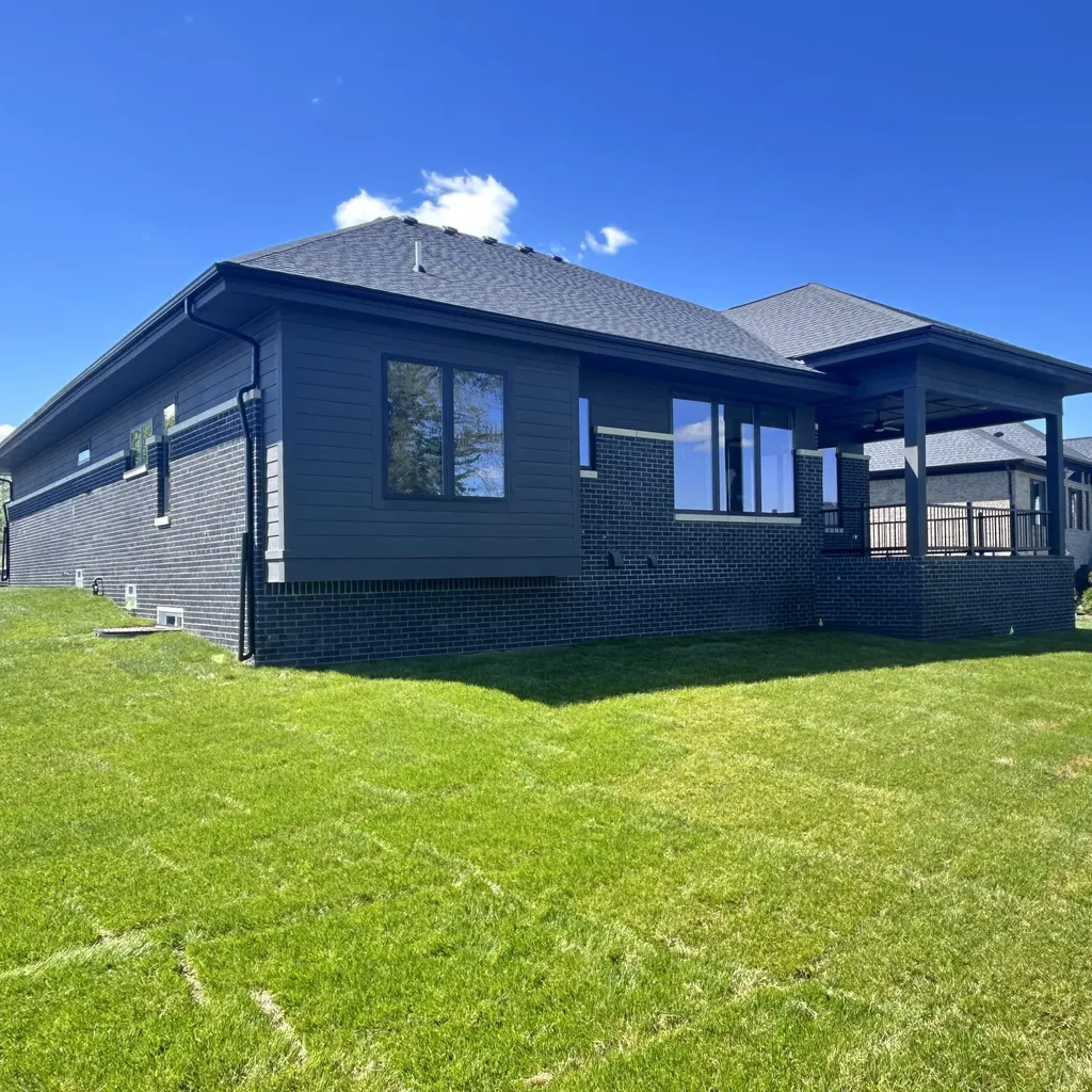 57078 Meadowridge Drive Washington Township MI 48094