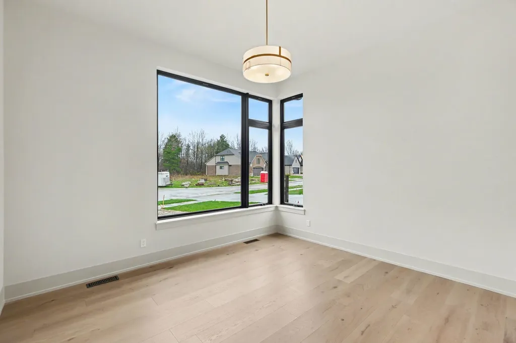 57078 Meadowridge Drive Washington Township MI 48094
