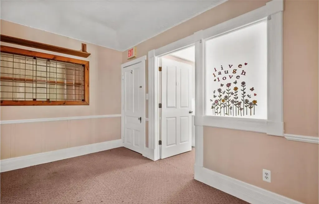 45199 Cass Avenue Utica City MI 48317