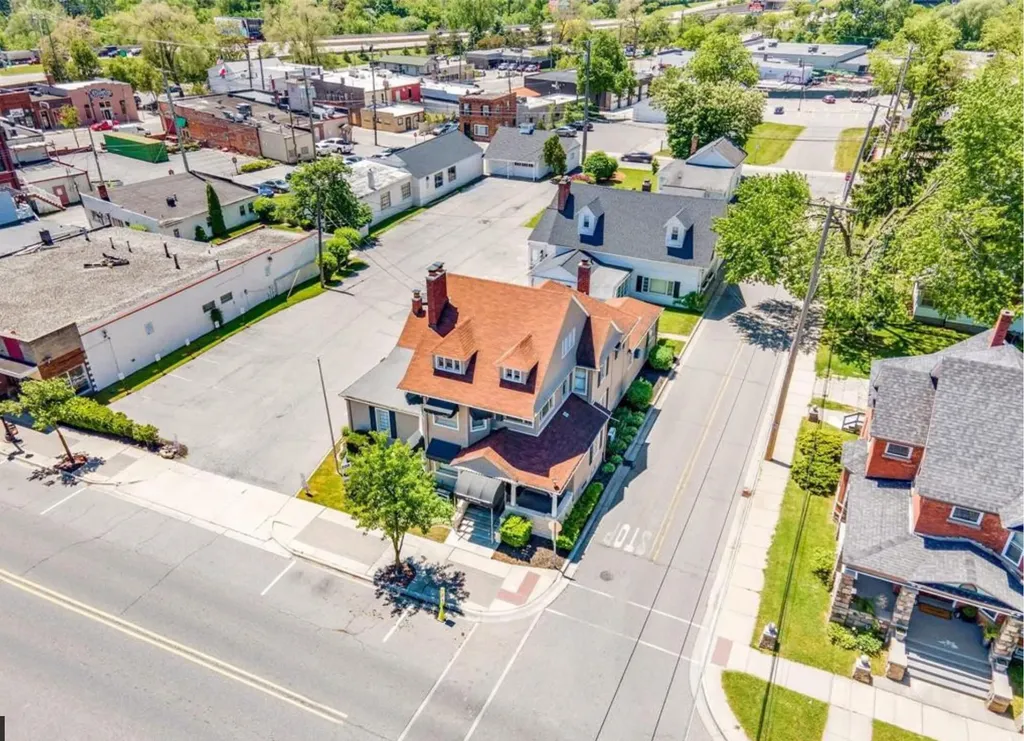 45199 Cass Avenue Utica City MI 48317