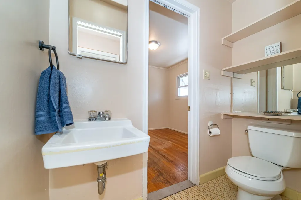 1386 Borgstrom Avenue Ypsilanti Charter Township MI 48198