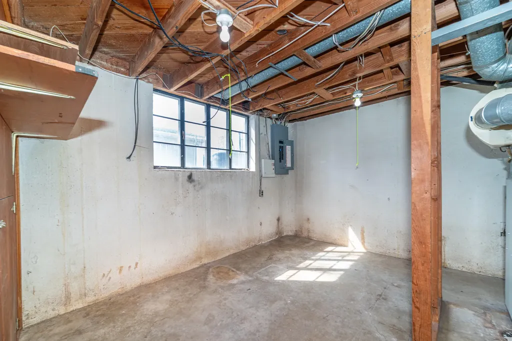 1386 Borgstrom Avenue Ypsilanti Charter Township MI 48198