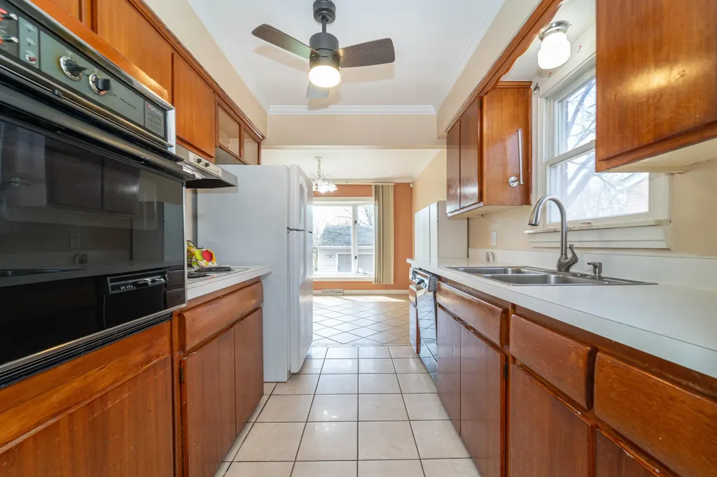 1386 Borgstrom Avenue Ypsilanti Charter Township MI 48198