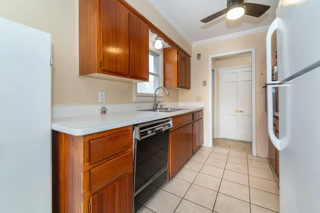 1386 Borgstrom Avenue Ypsilanti Charter Township MI 48198
