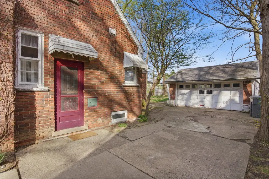 3101 Woodside Street Dearborn City MI 48124