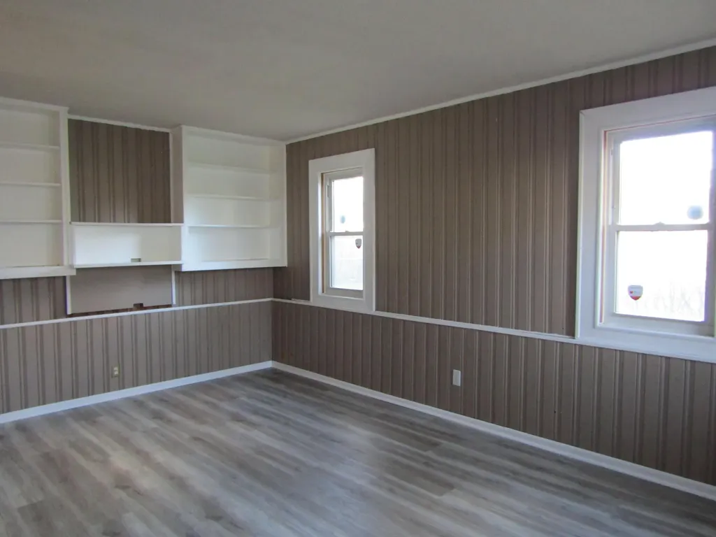 27182 Spring Arbor Drive Southfield City MI 48076