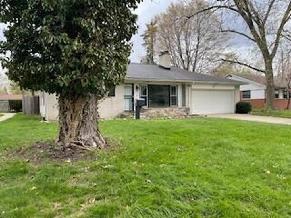 27182 Spring Arbor Drive Southfield City MI 48076