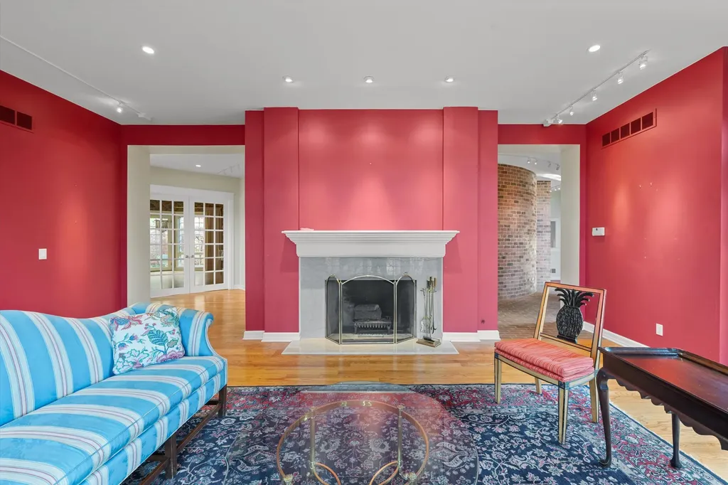 161 Laurin Court Ann Arbor Charter Township MI 48105