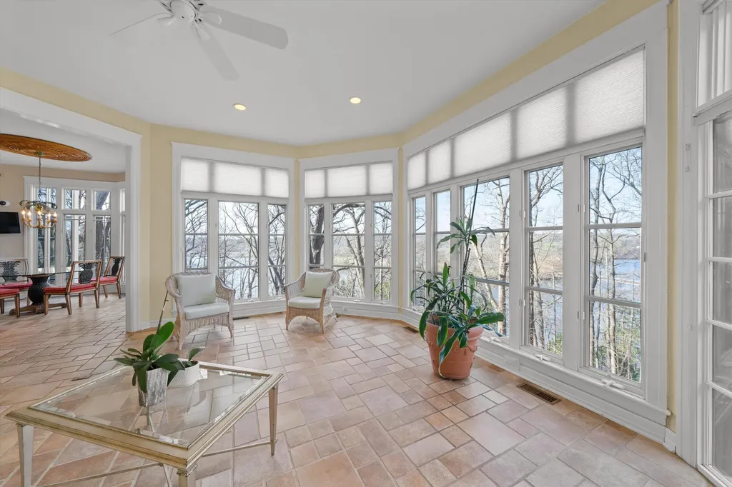 161 Laurin Court Ann Arbor Charter Township MI 48105