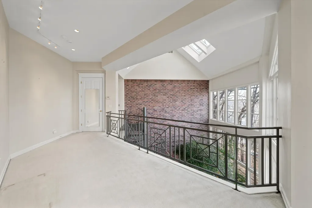 161 Laurin Court Ann Arbor Charter Township MI 48105