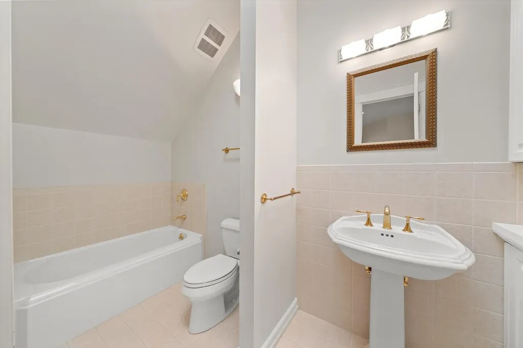 161 Laurin Court Ann Arbor Charter Township MI 48105