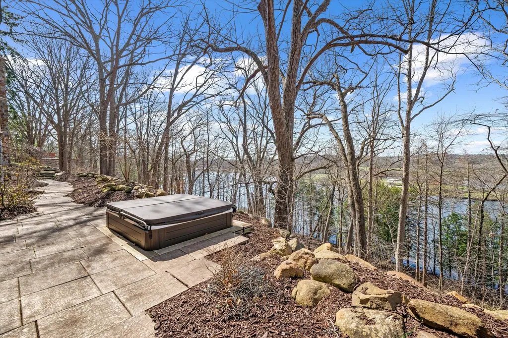 161 Laurin Court Ann Arbor Charter Township MI 48105