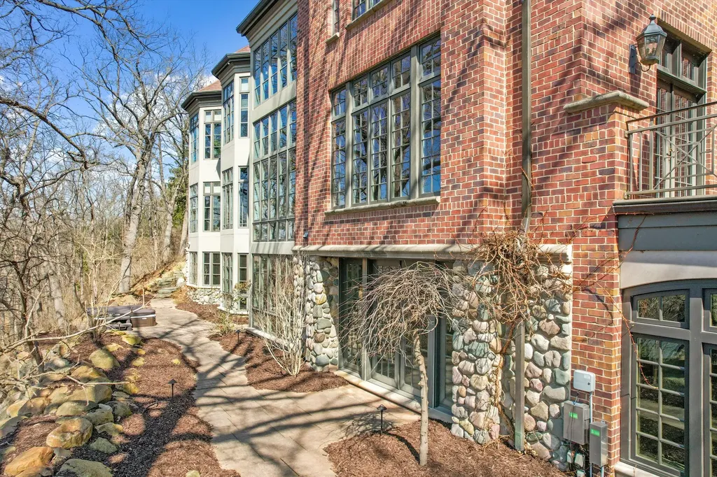 161 Laurin Court Ann Arbor Charter Township MI 48105