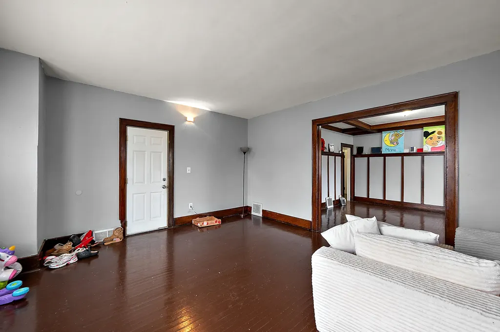 8983 Beverly Court Detroit City MI 48204
