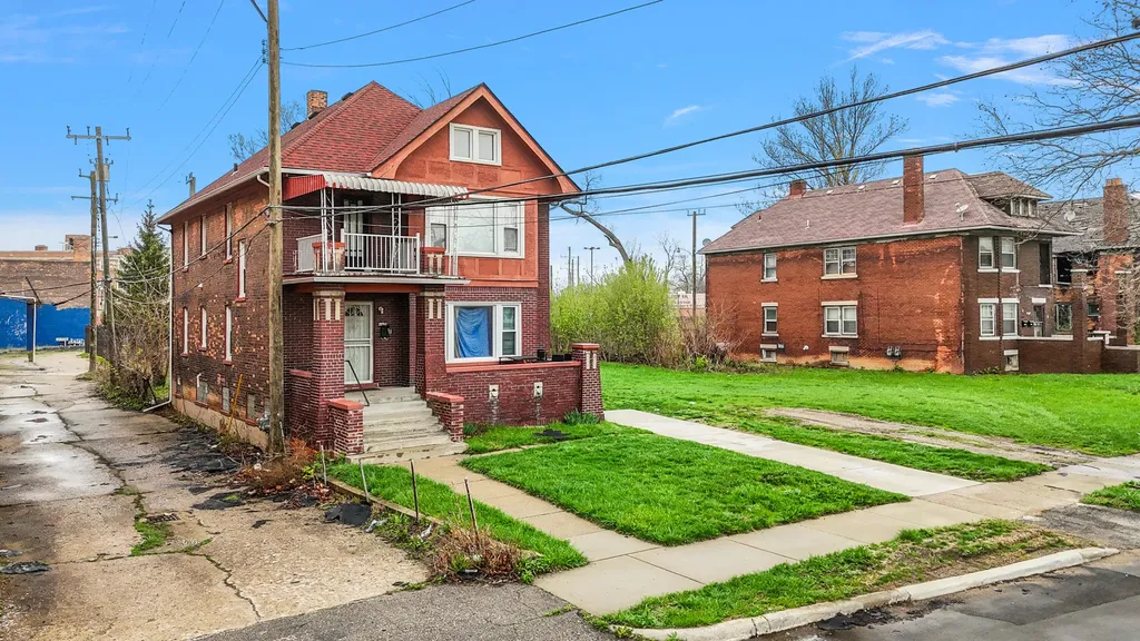 8983 Beverly Court Detroit City MI 48204