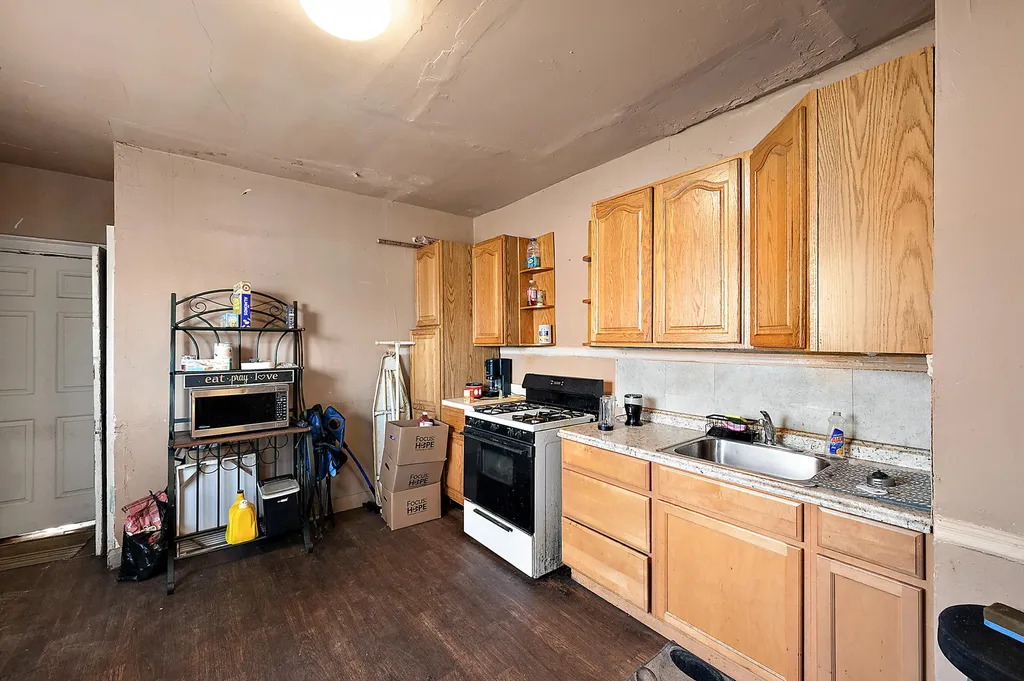 3930 Mount Elliott Street Detroit City MI 48207