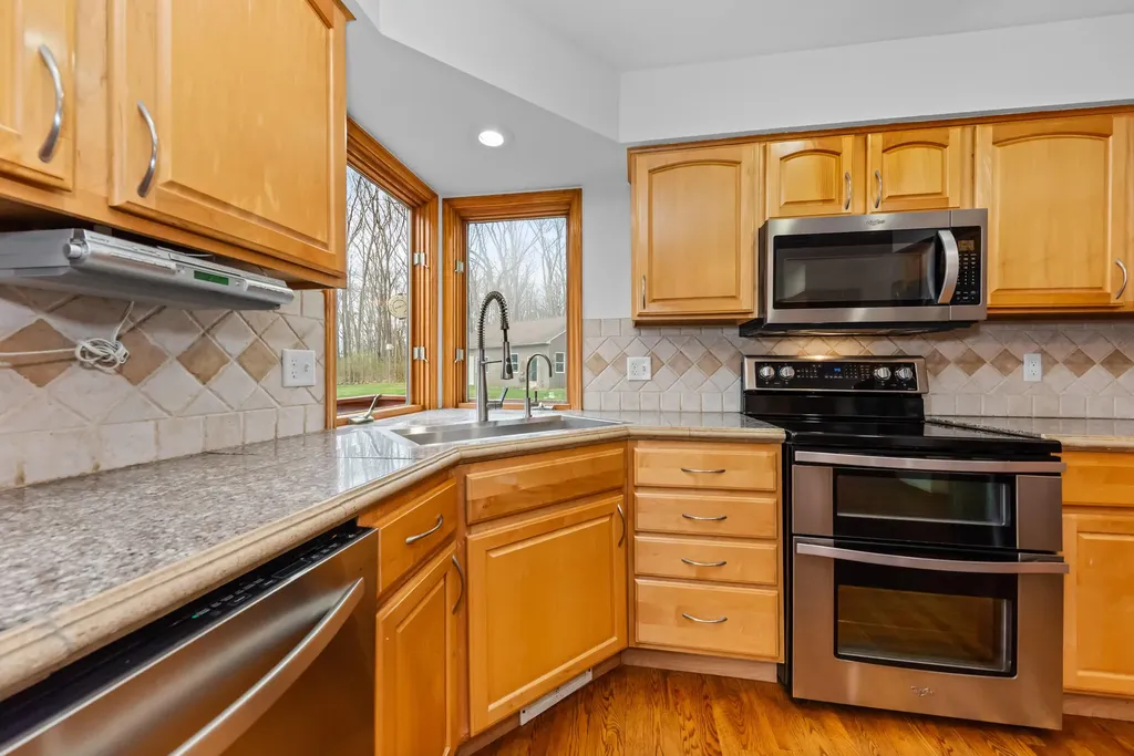 11460 Hearthside Drive Putnam Township MI 48169