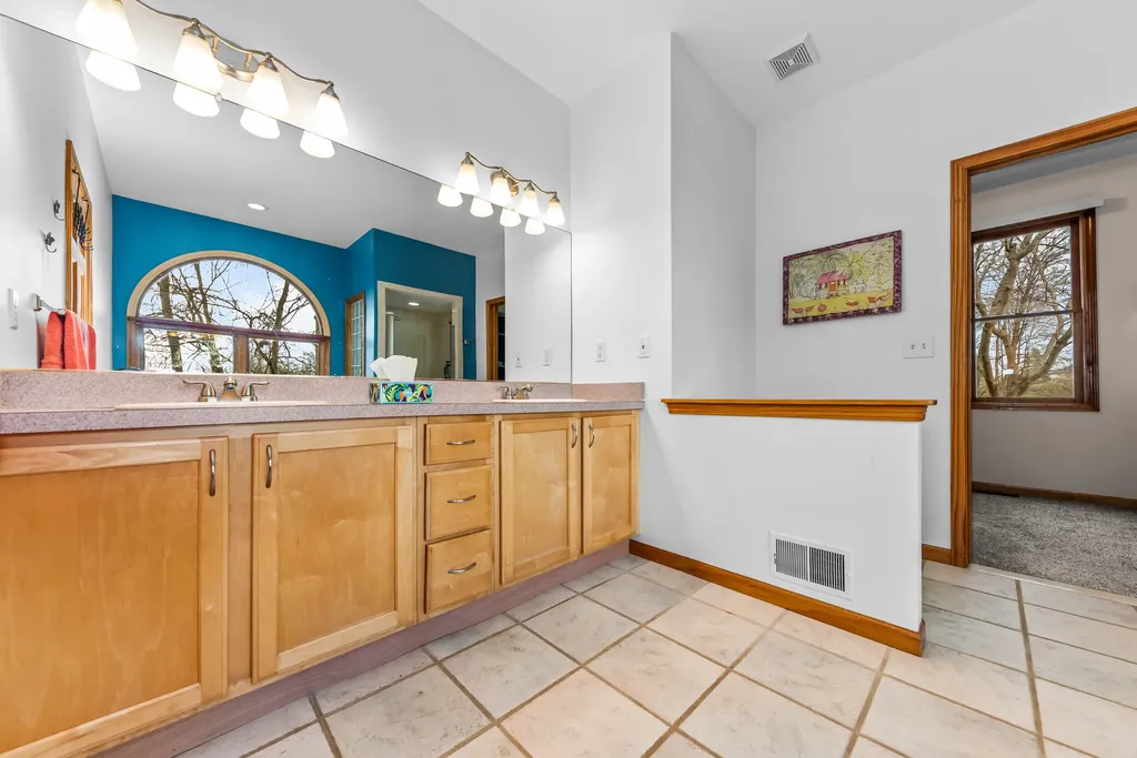 11460 Hearthside Drive Putnam Township MI 48169