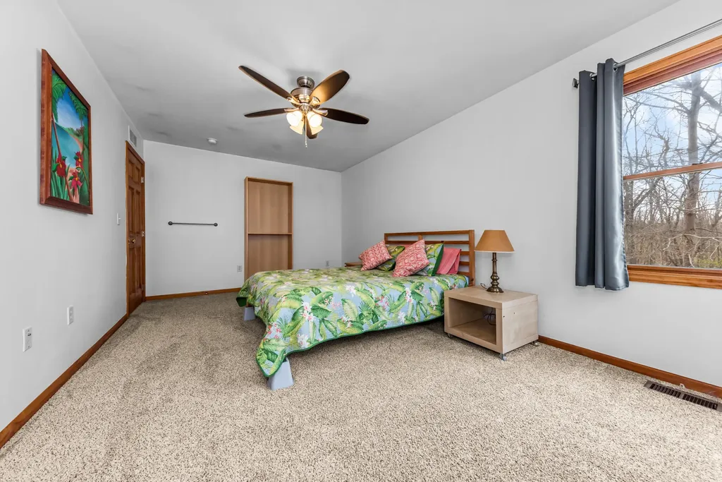 11460 Hearthside Drive Putnam Township MI 48169
