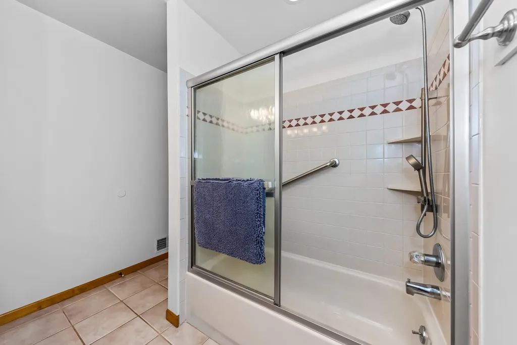 11460 Hearthside Drive Putnam Township MI 48169