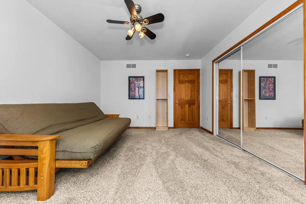 11460 Hearthside Drive Putnam Township MI 48169