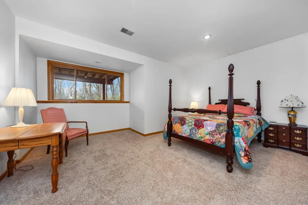 11460 Hearthside Drive Putnam Township MI 48169