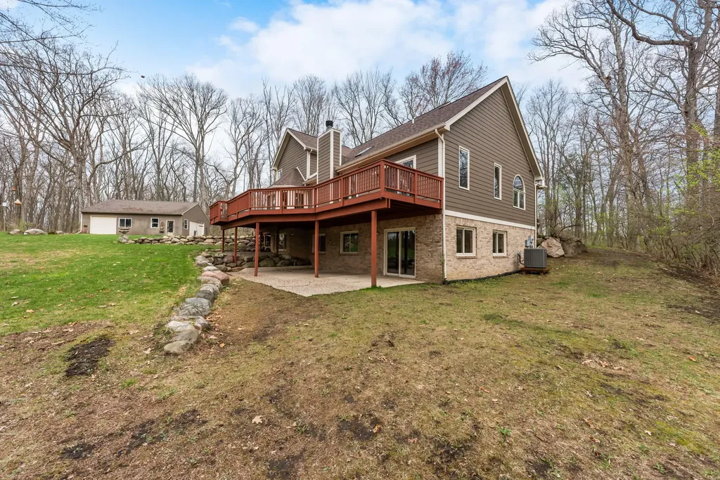 11460 Hearthside Drive Putnam Township MI 48169