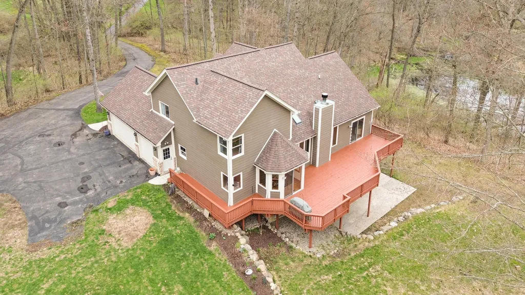 11460 Hearthside Drive Putnam Township MI 48169