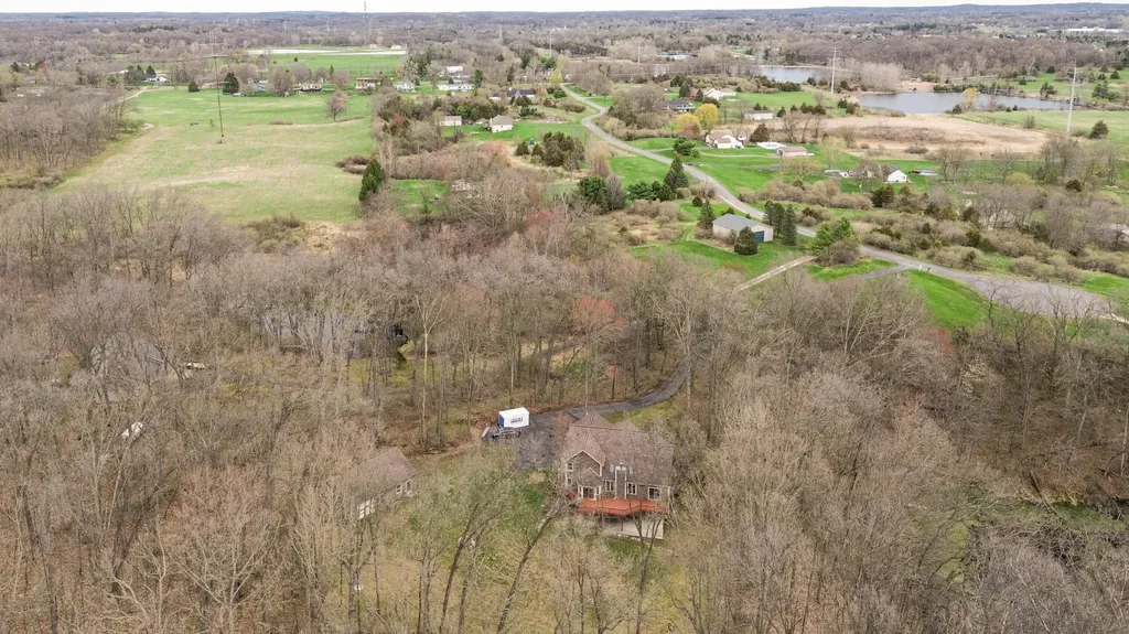 11460 Hearthside Drive Putnam Township MI 48169