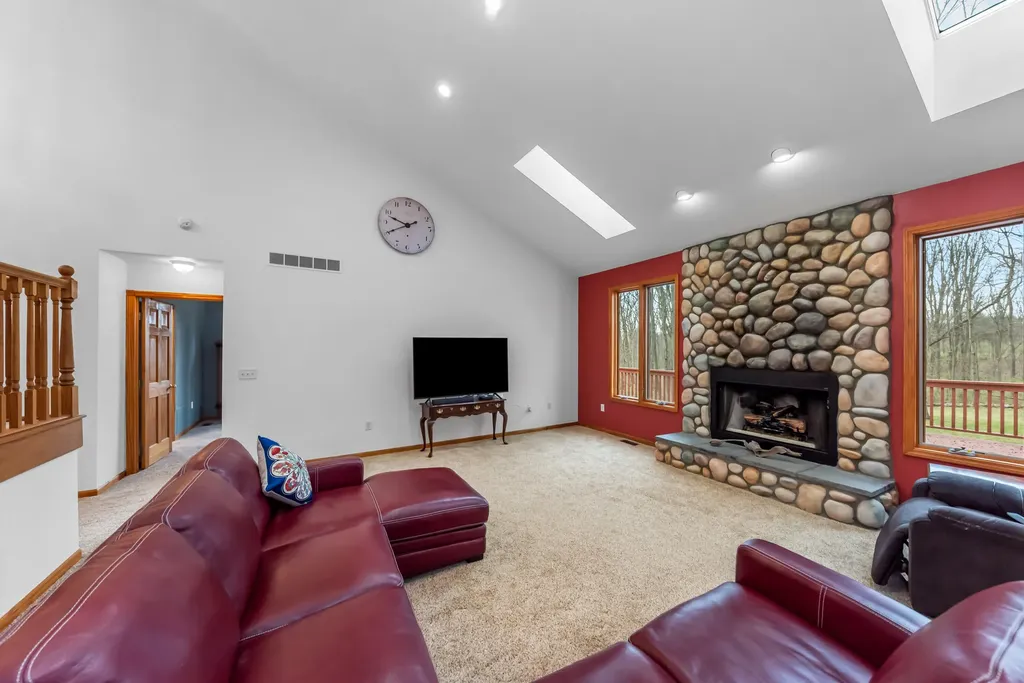 11460 Hearthside Drive Putnam Township MI 48169