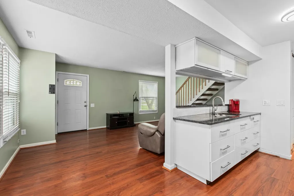 2806 Willow Ct Drive Unknown City MI 48360