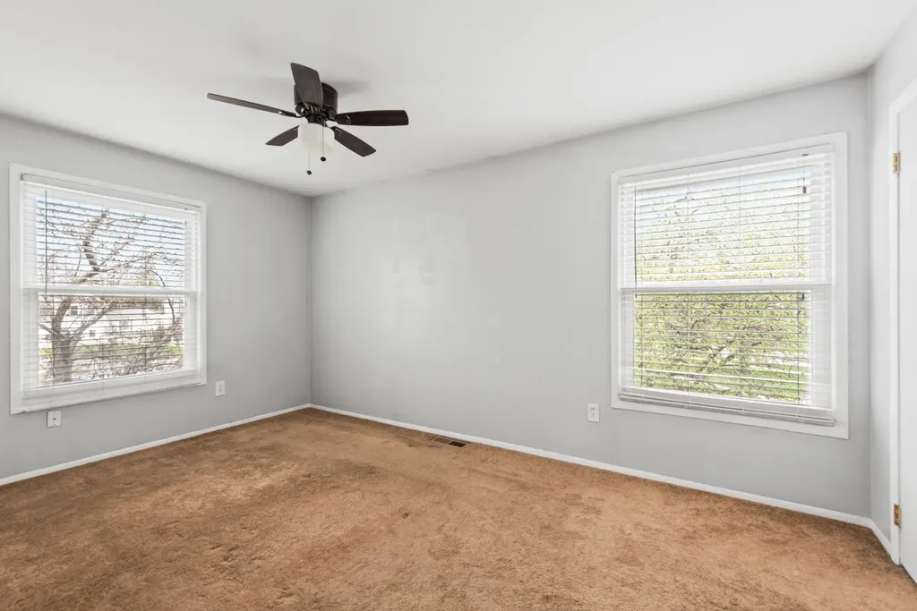 2806 Willow Ct Drive Unknown City MI 48360