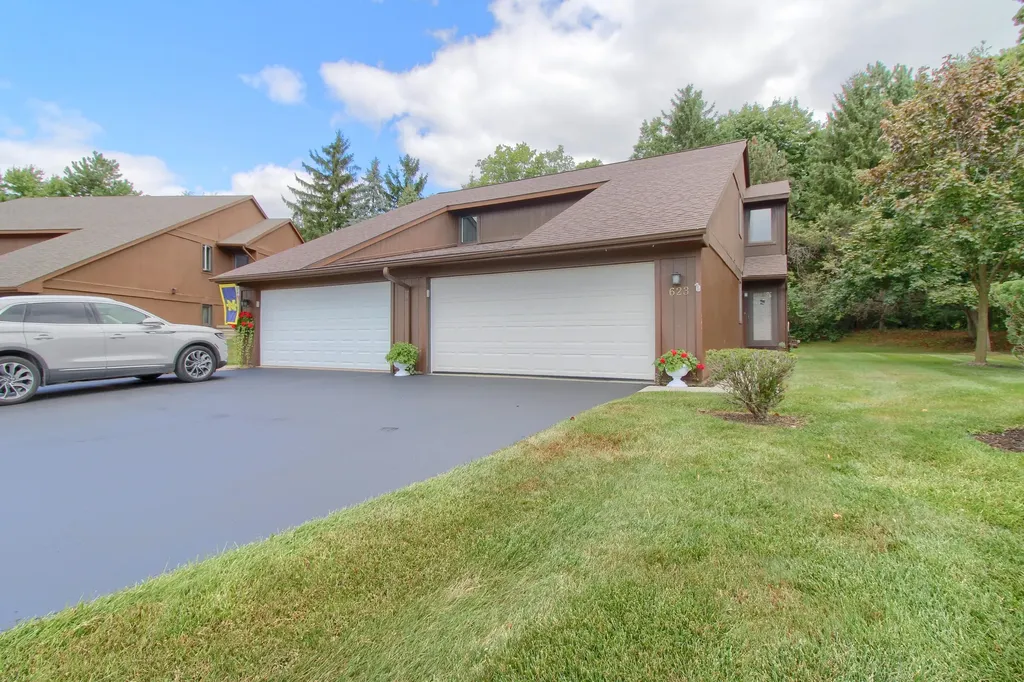 623 Echo Court Saline City MI 48176