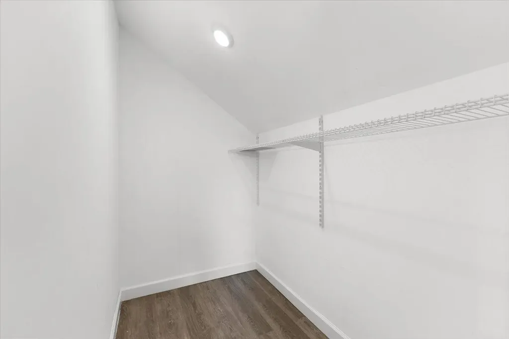 2236 Tyler Avenue Berkley City MI 48072