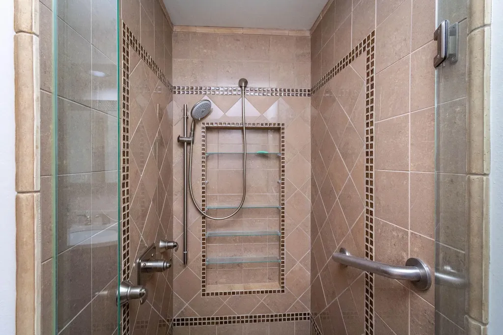 37834 Siena Drive Farmington Hills City MI 48331