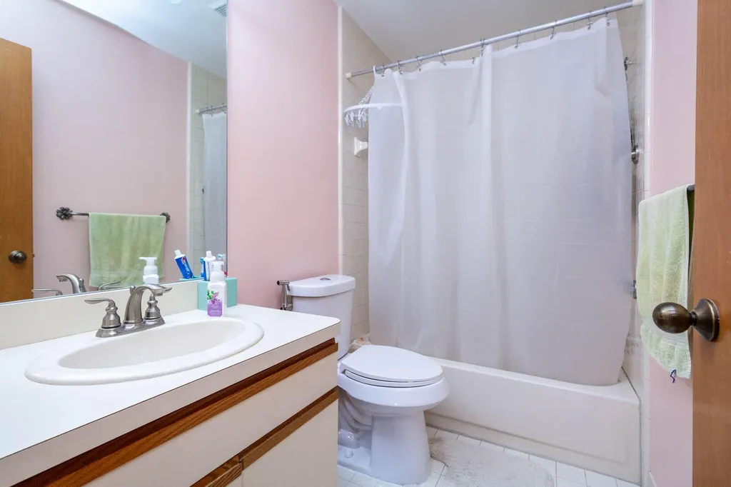 37834 Siena Drive Farmington Hills City MI 48331