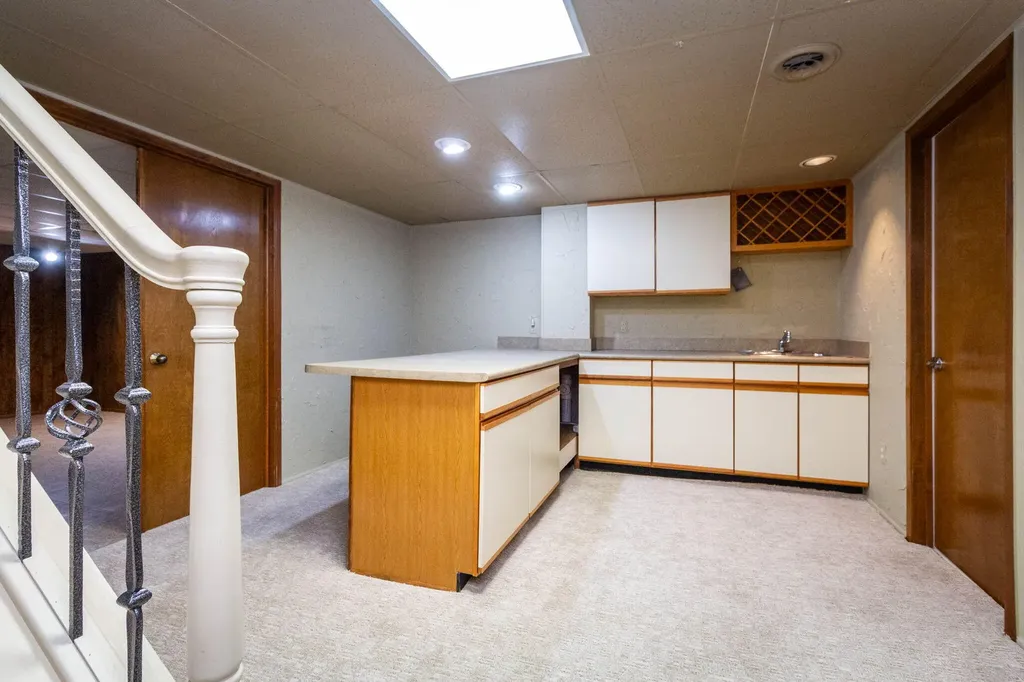 37834 Siena Drive Farmington Hills City MI 48331
