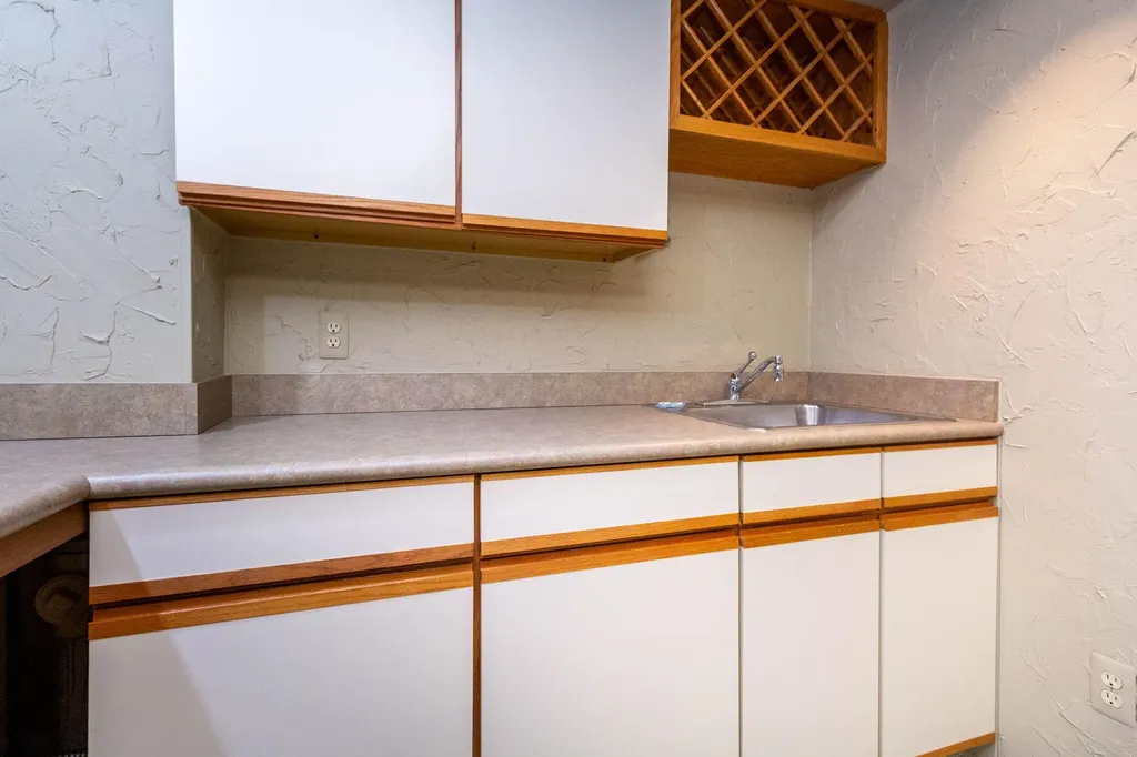 37834 Siena Drive Farmington Hills City MI 48331