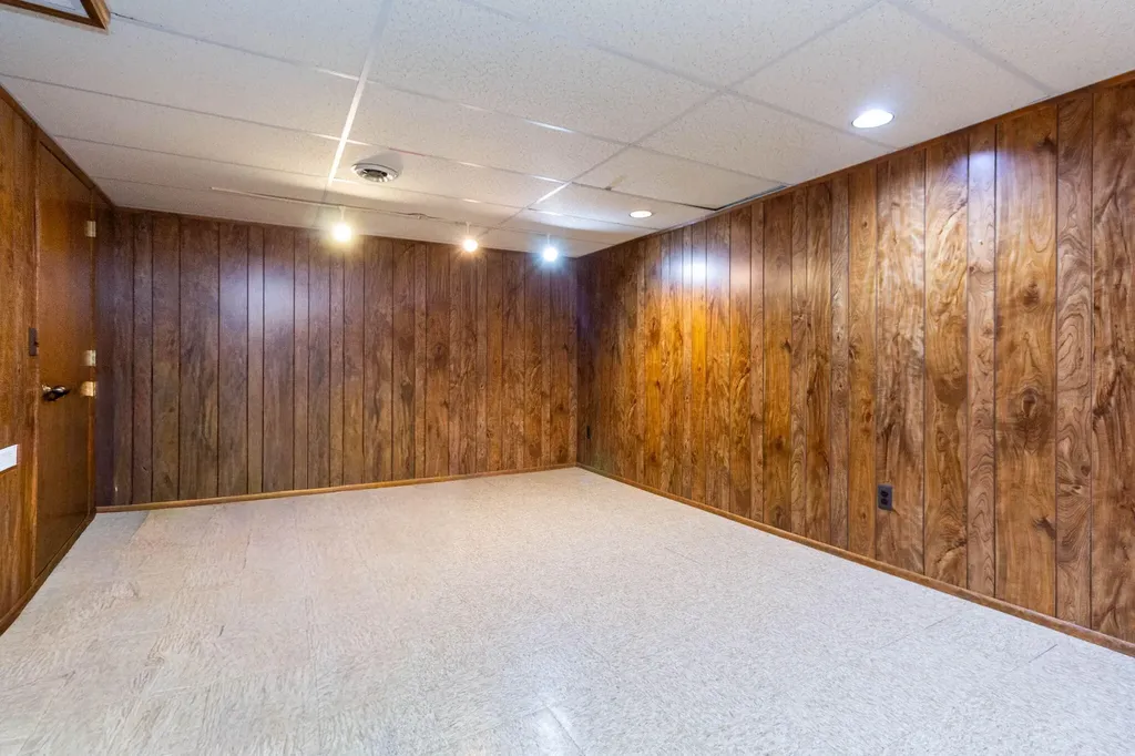 37834 Siena Drive Farmington Hills City MI 48331