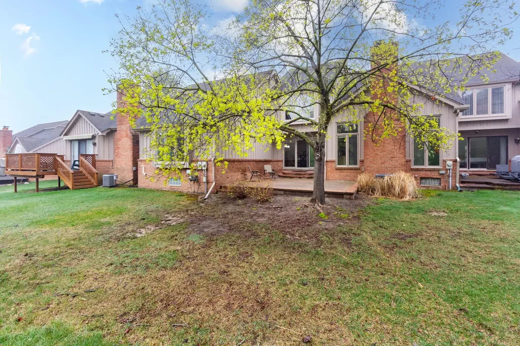 37834 Siena Drive Farmington Hills City MI 48331