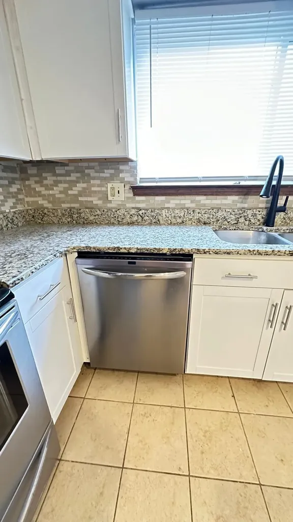 2665 Peterboro Road West Bloomfield Charter Township MI 48323