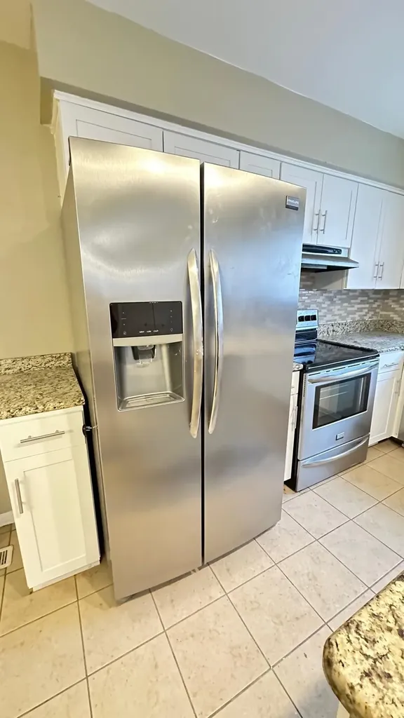 2665 Peterboro Road West Bloomfield Charter Township MI 48323