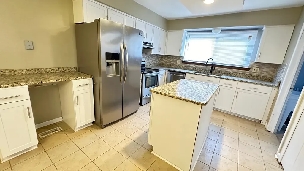 2665 Peterboro Road West Bloomfield Charter Township MI 48323