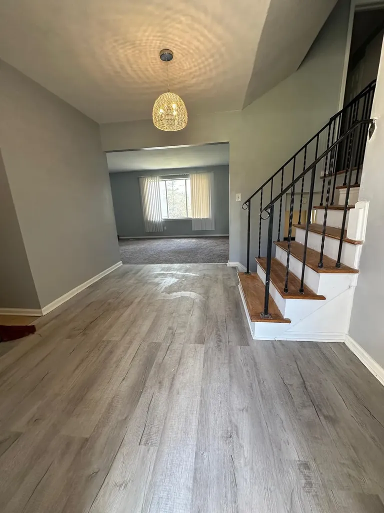 2665 Peterboro Road West Bloomfield Charter Township MI 48323