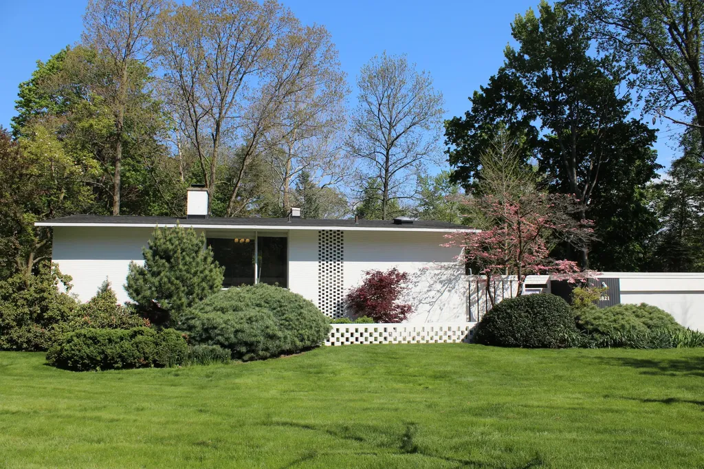 1821 Sheridan Drive Ann Arbor City MI 48104