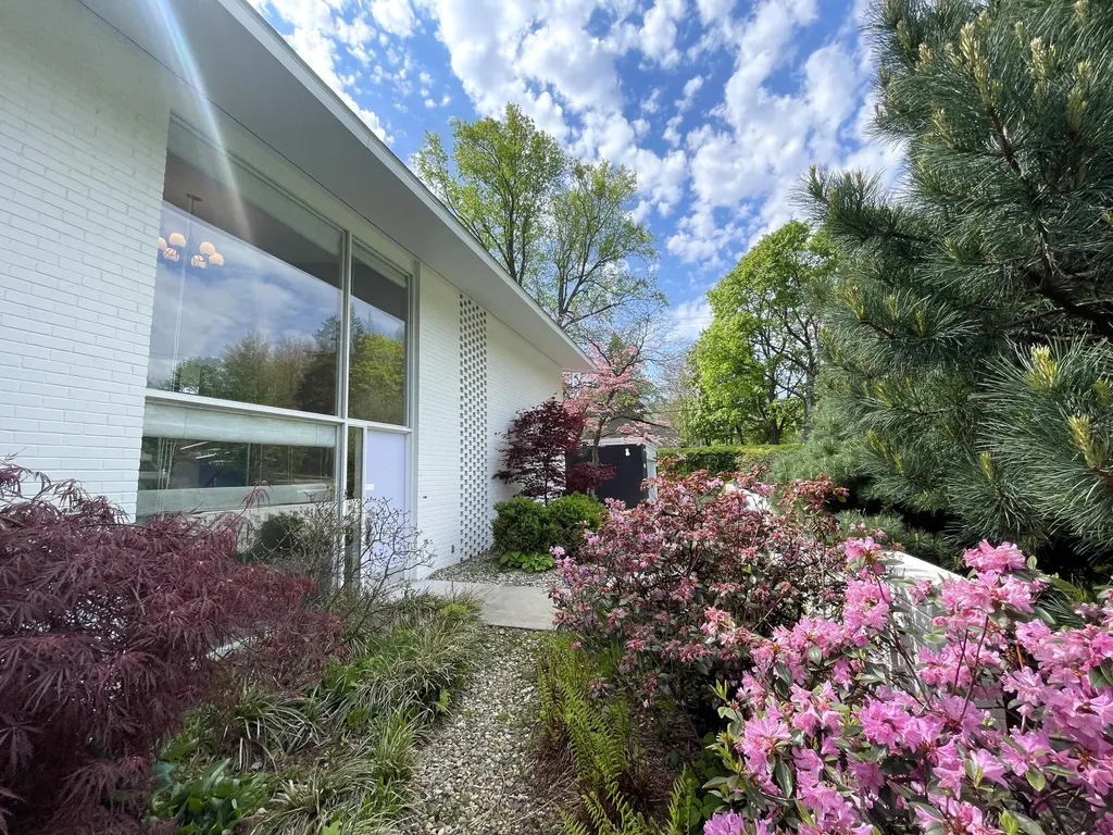1821 Sheridan Drive Ann Arbor City MI 48104