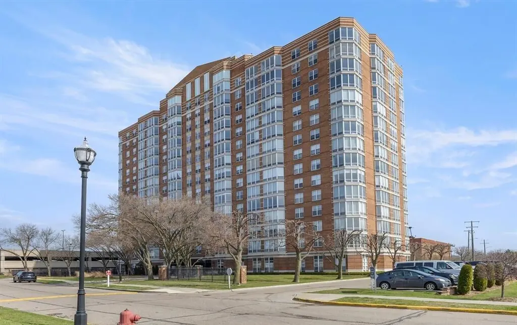250 E Harbortown Drive Detroit City MI 48207