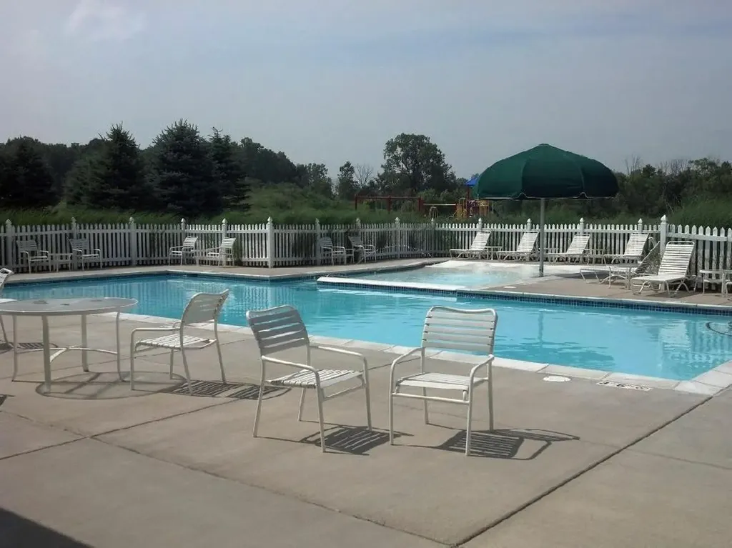 743 Reagan Lane Milan City MI 48160